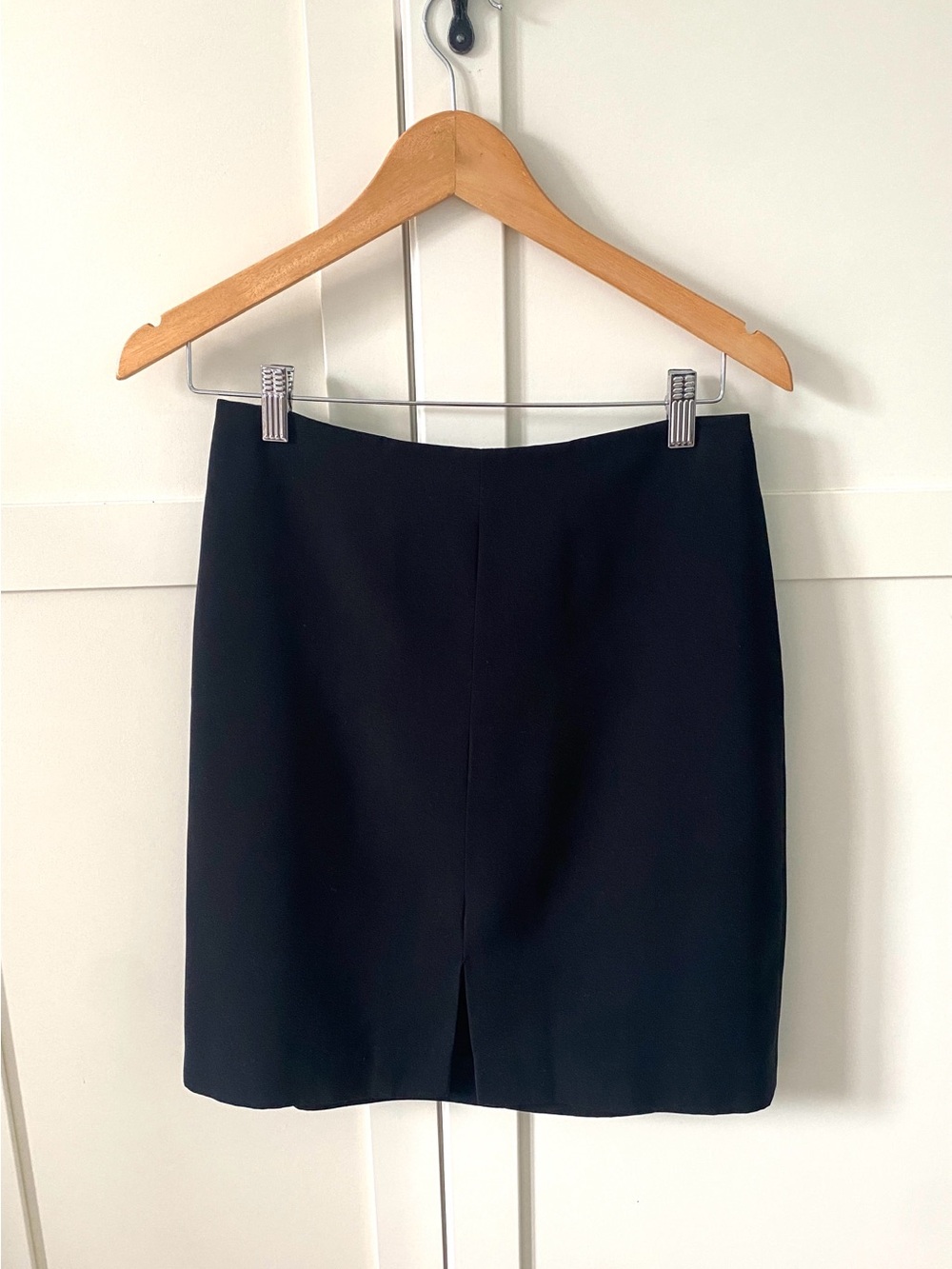 Mexx Classic Black Women's Pencil Mini Skirt | Minimalist Fall | Size 6